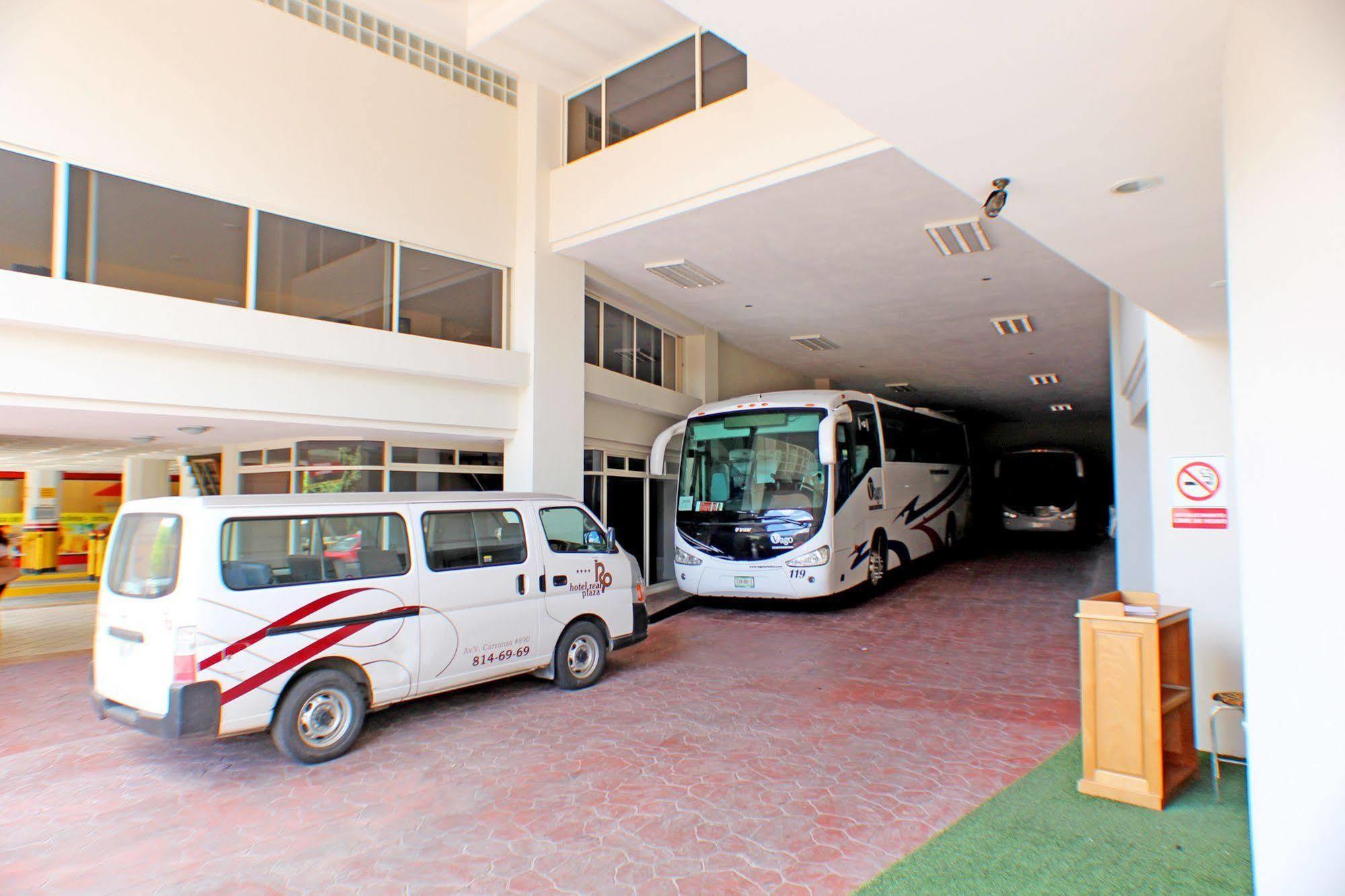 Hotel Real Plaza Aguascalientes Exteriér fotografie